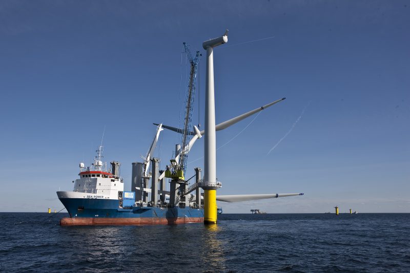 风机：丹麦动能集团于瑞典完成全球第一起离岸风机换新