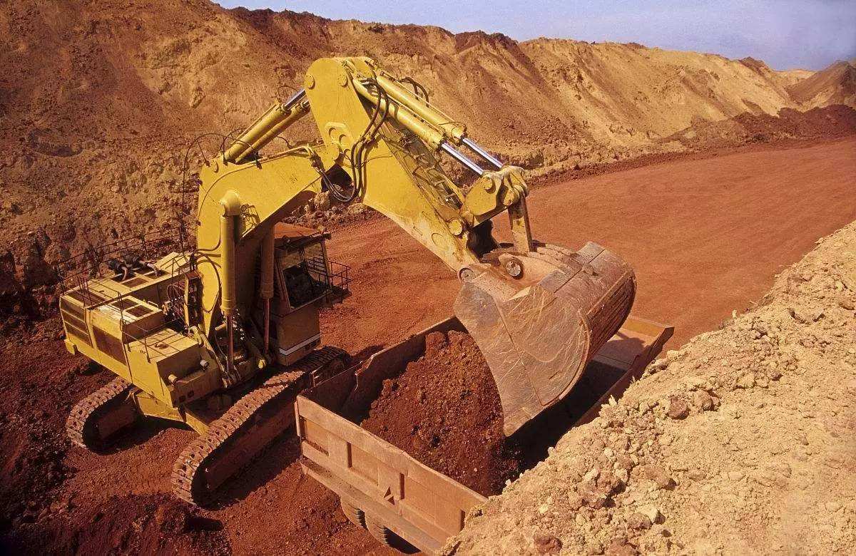 铝土矿：不顾环境破坏警告 马来西亚将解除铝土矿开采禁令