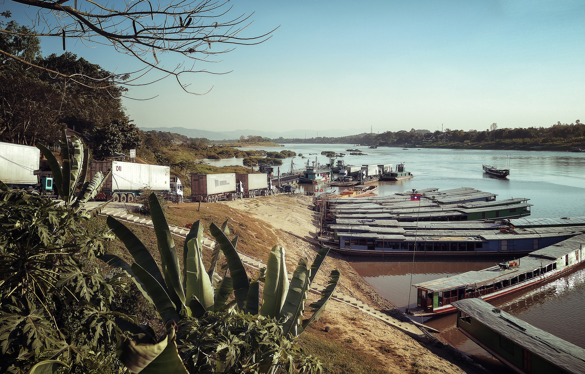 湄公河：书评湄公河的昨天、今天与明天
