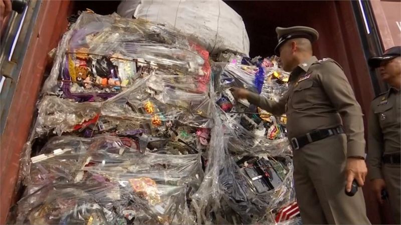 印尼：废纸货柜藏洋垃圾 印尼拟将2百多公吨废物运回澳洲