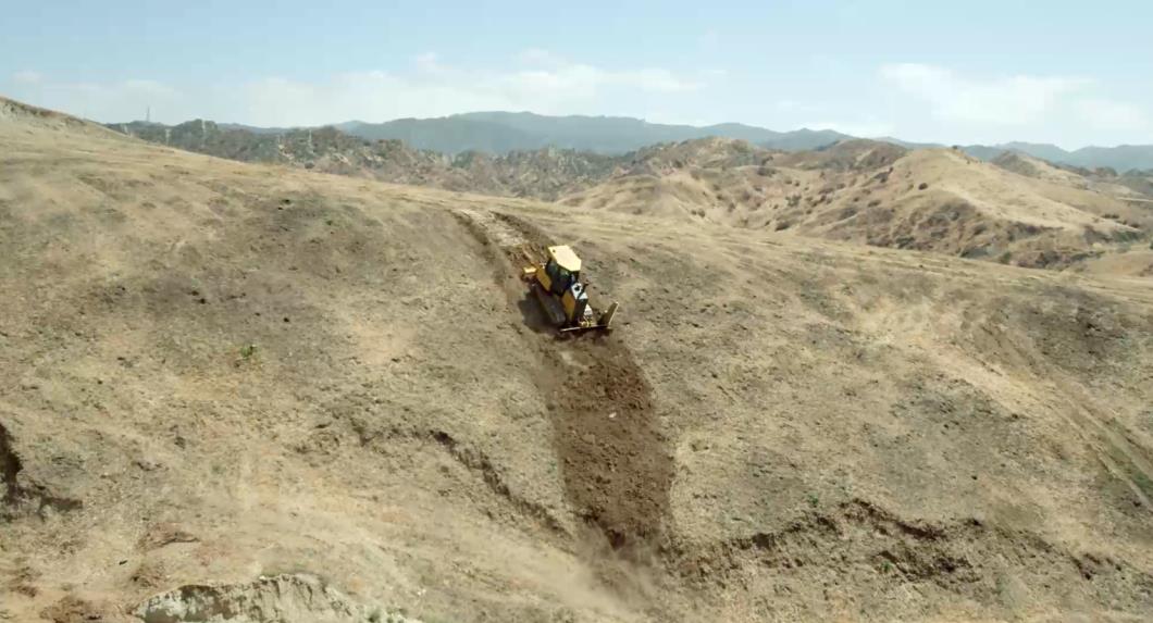 费尔：采矿业带来的伤痕——评尼古劳斯·葛哈特的纪录片《地球》