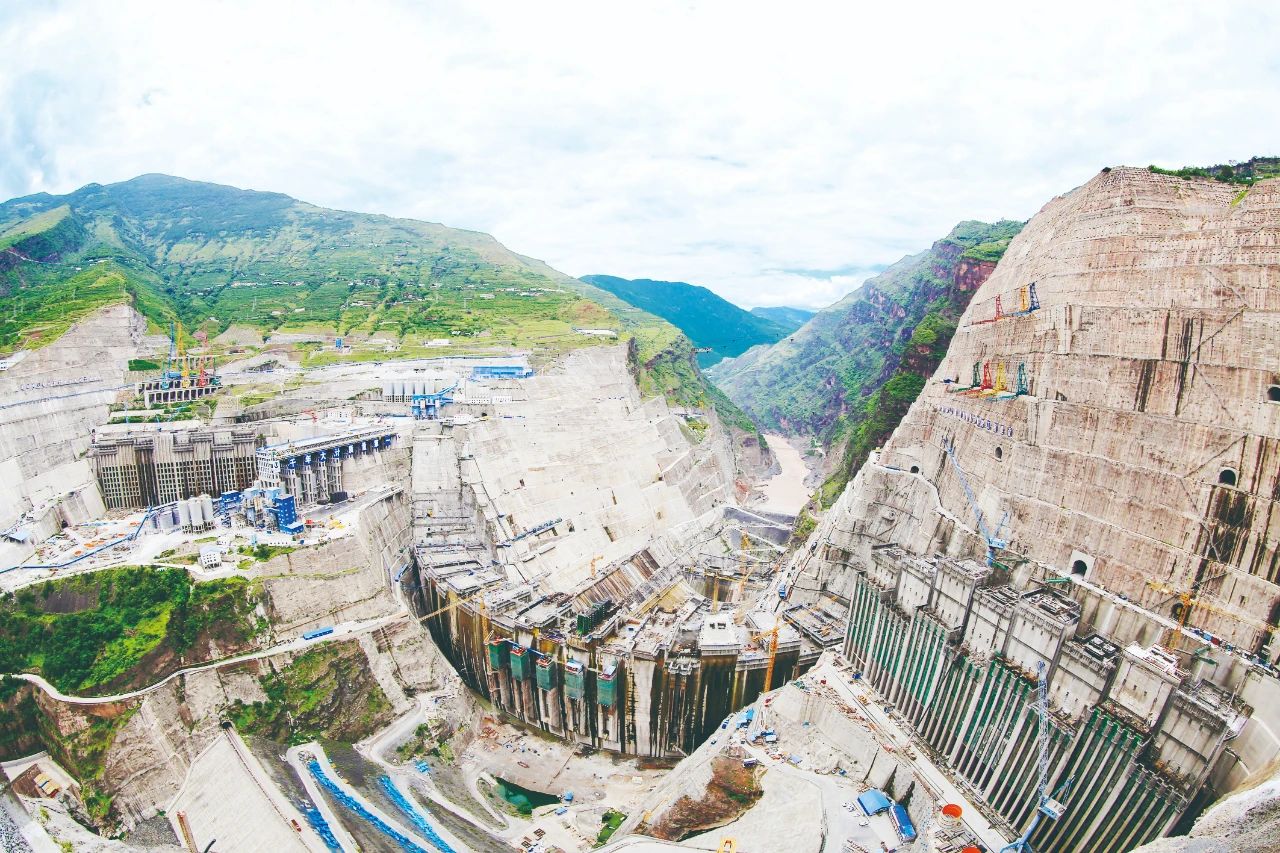 白鹤：世界在建最大水电站现“弃水”隐忧